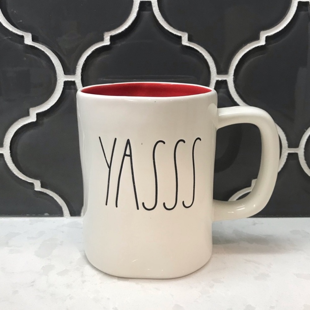 🔴SALE🔴 Rae Dunn YASSS Mug 🇨🇦